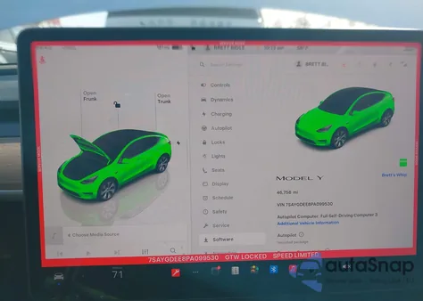 2023 Tesla Model Y Awd/Long Range Dual Motor All-Wheel Drive z USA, uszkodzony, nr VIN 7SAYGDEE8PA099530